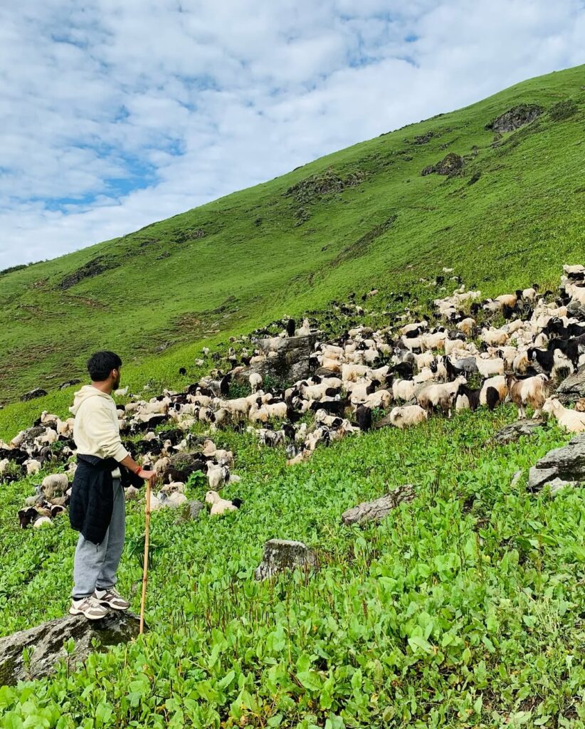 madmaheshwar tour package